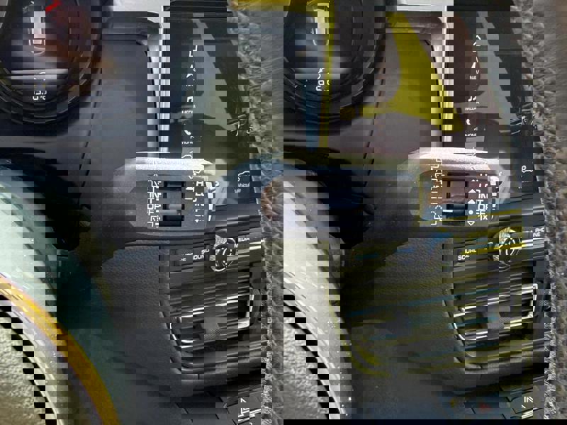 Image Porsche 慍慣⁮吨灹㤠䈵⠩ㄱ㈮㄰ⴳ⤾ 2.0 Phase 2 245 PDK7 PDLS+ TO GPS Caméra Carplay Sièges cuir élec à mémoires 18 positions chauffants